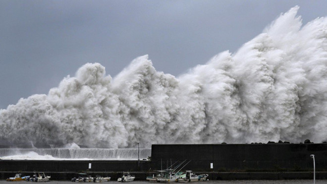 NÓNG : Siêu bão kinh hoàng, Nhật Bản thất thủ chỉ sau 1 đêm