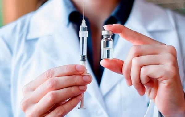Nhật Bản xem xét cung cấp vắc - xin cho Việt Nam trong tháng 6
